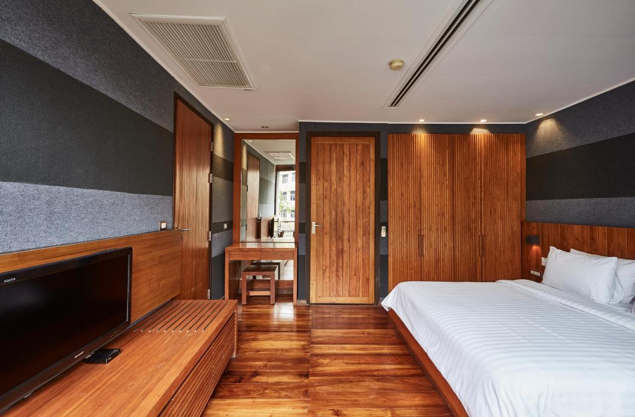 Luxx Langsuan Hotel - Sha Plus Bangkok Exterior foto